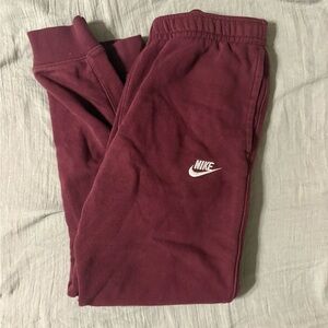Nike Men's Maroon Sweatpants